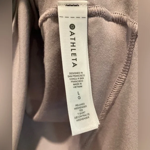 Athleta T-shirt - Picture 5 of 7